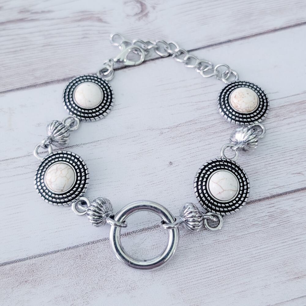 Vintage Clasp Bracelet Silver Tone with Cream Accents